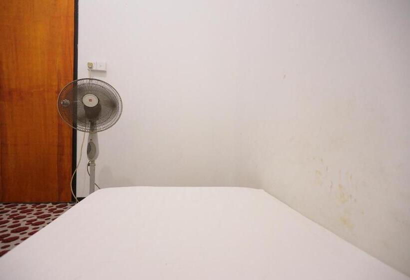 فندق Spot On 93445 Penginapan Alfafa Scorpio