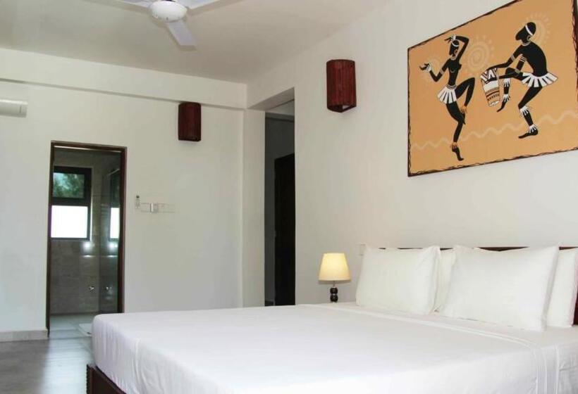 Manolo Beach Resort