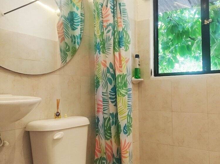 پانسیون Amalaya Hostel