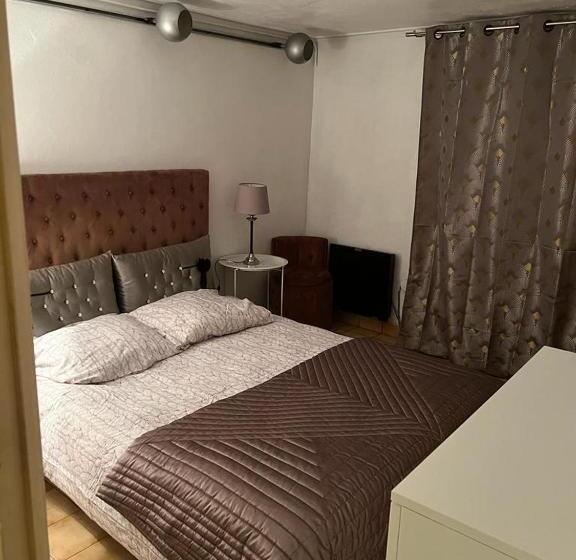ペンション Appartement Privatif De 60 M2 Dans Belle Maison Proche De Disney Et Paris