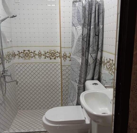 بنسيون Daniyar Guest House