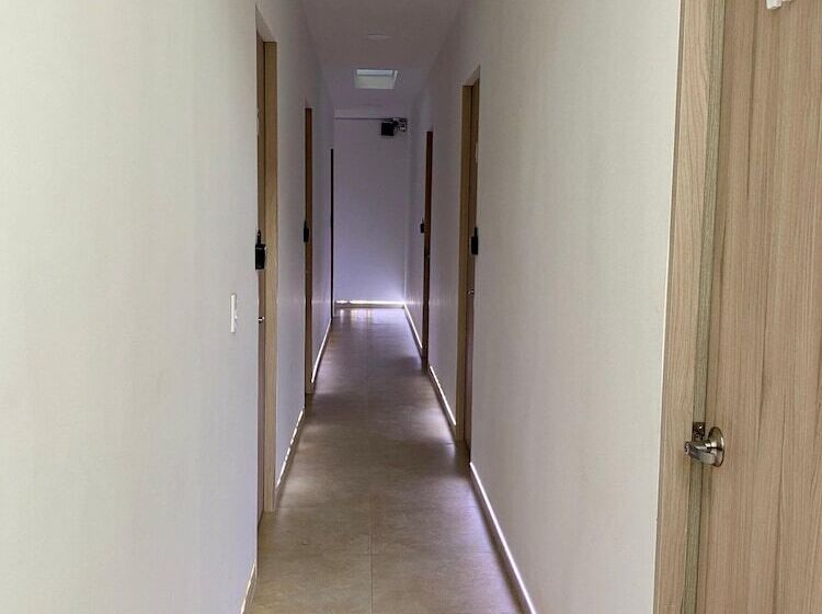 پانسیون Guakmaya Hostel