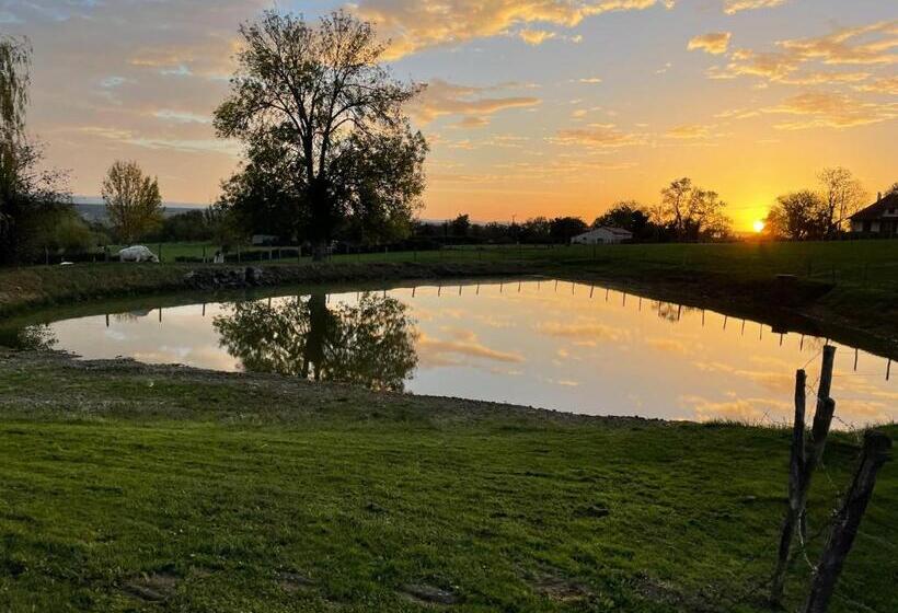 펜션 La Grange Aux Hirondelles   Appartement Complet Et Indépendant