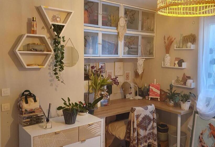 膳宿费 Room In Bb   Nathalies Home   2 Bedrooms Breakfast