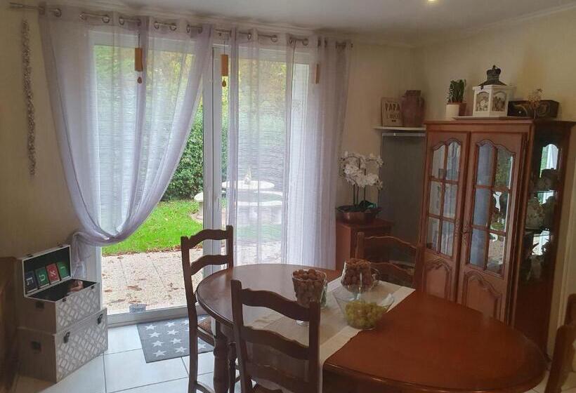 膳宿费 Room In Bb   Nathalies Home   2 Bedrooms Breakfast