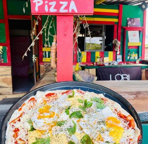 استراحتگاه Land Of Promise