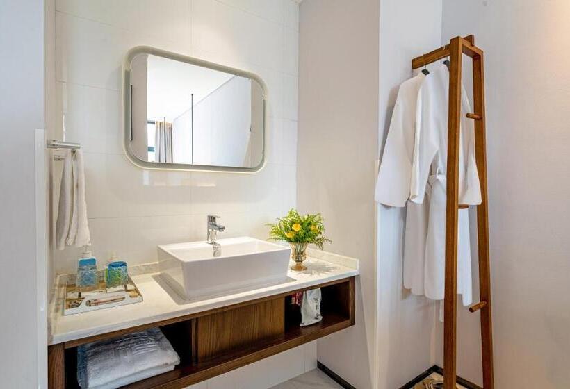 Wuyu Hotel   Chongqing Jiangbei Airport & Light Rail