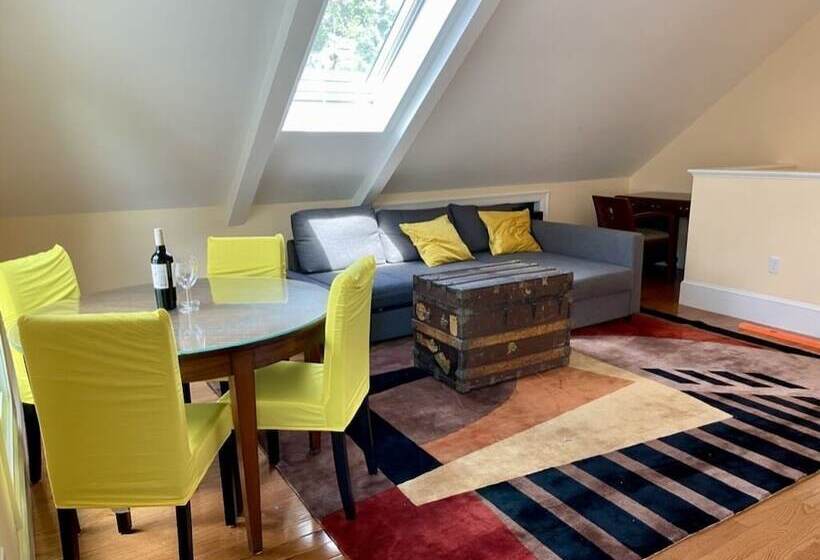 تختخواب و صبحانه Chez Pat In Cambridge