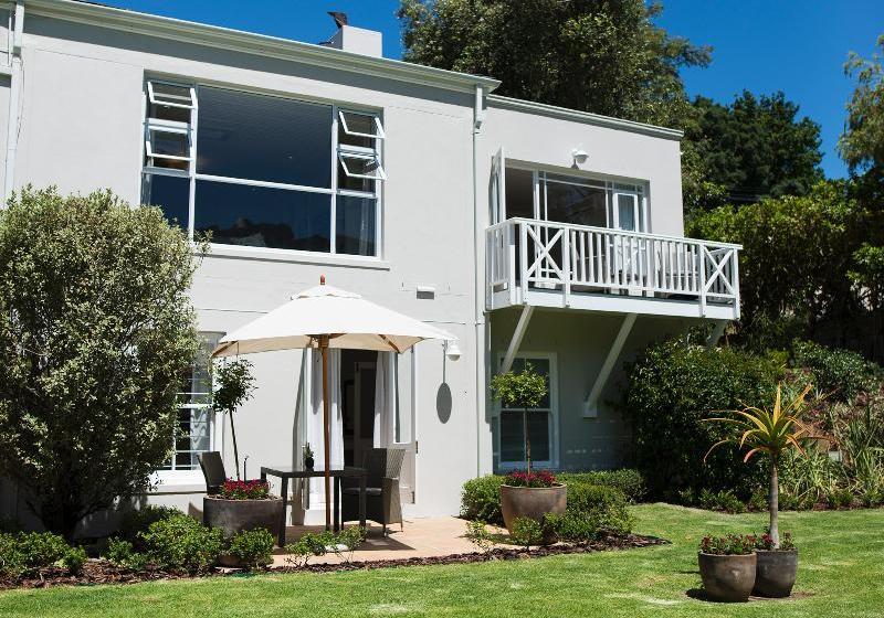 ホテル 18 on Hillwood