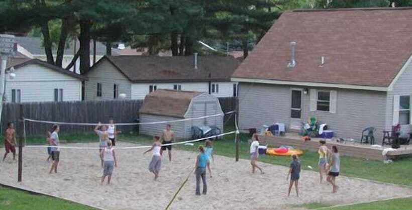 هتل American Oak Resort