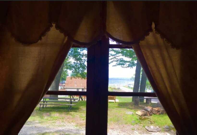 هتل American Oak Resort