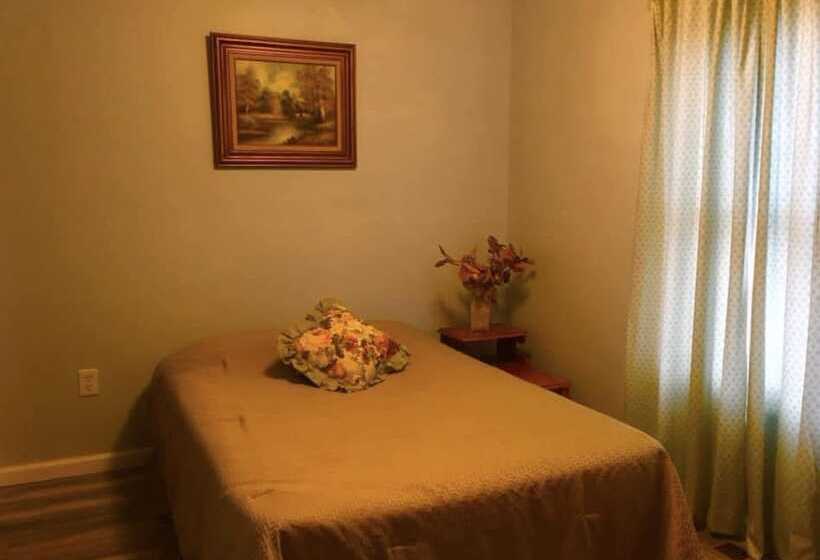 هتل American Oak Resort