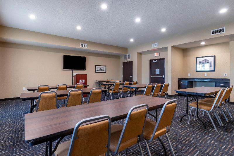 هتل Best Western Plus Big Lake Inn