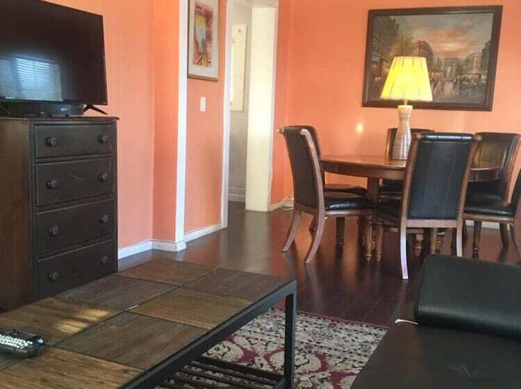 هتل Century Inn At Lax