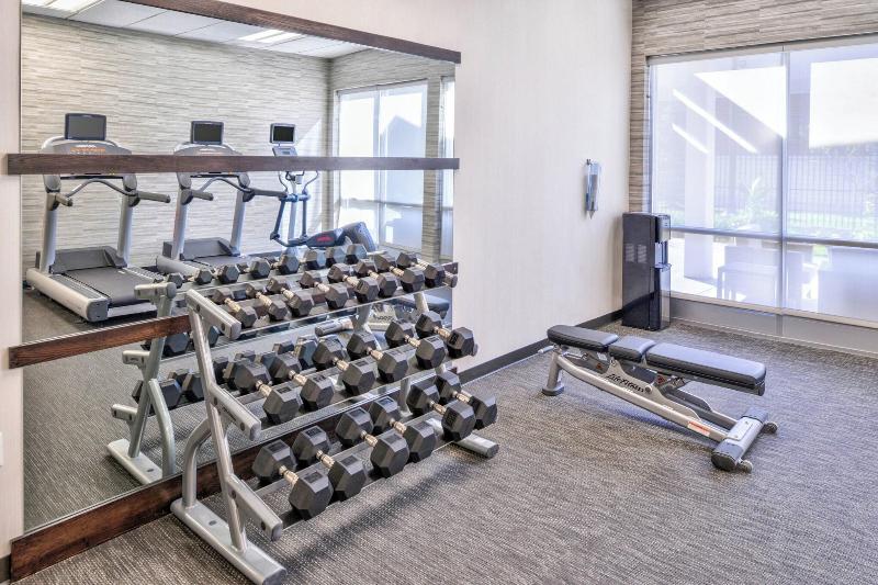 فندق Courtyard By Marriott Columbus Grove City
