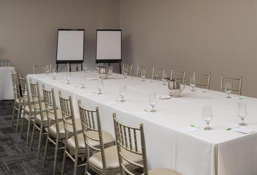 هتل Courtyard By Marriott Lake George