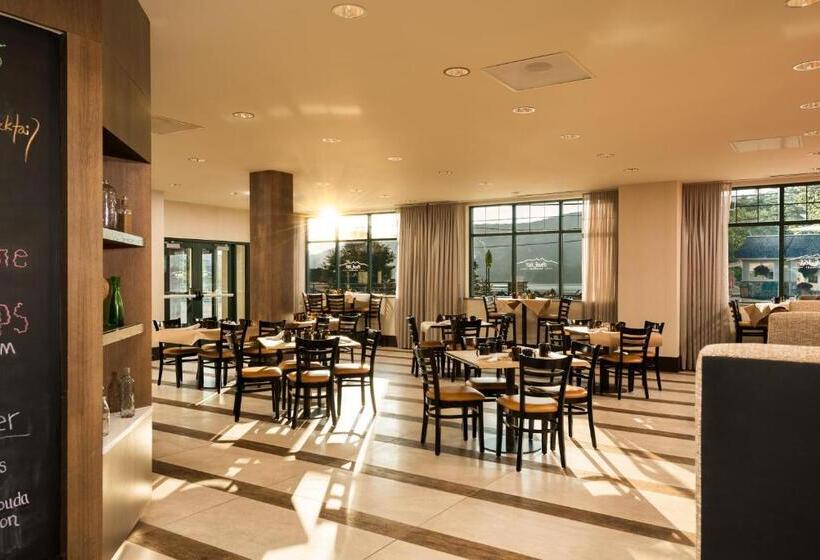 هتل Courtyard By Marriott Lake George