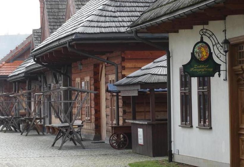 فندق Miasteczko Galicyjskie