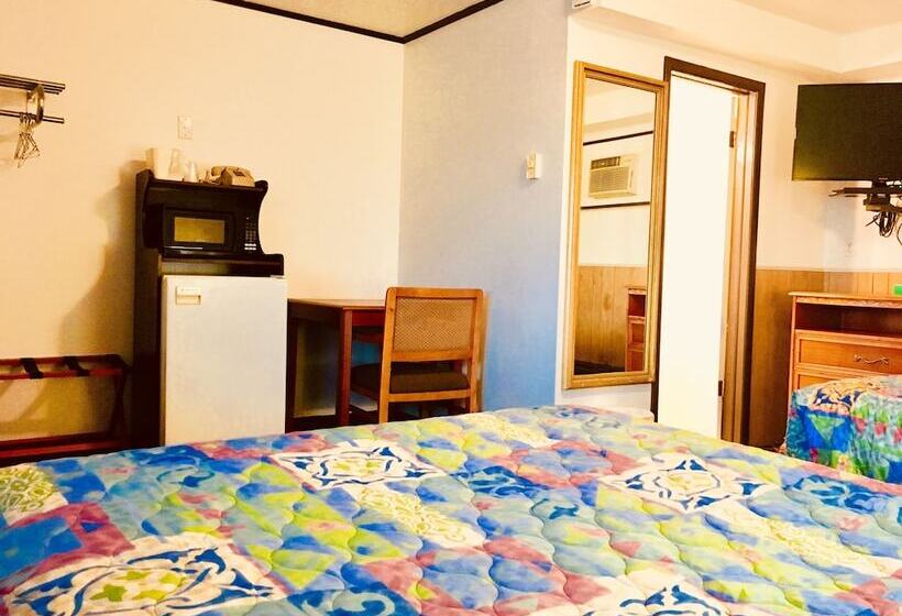 هتل North Country American Inn