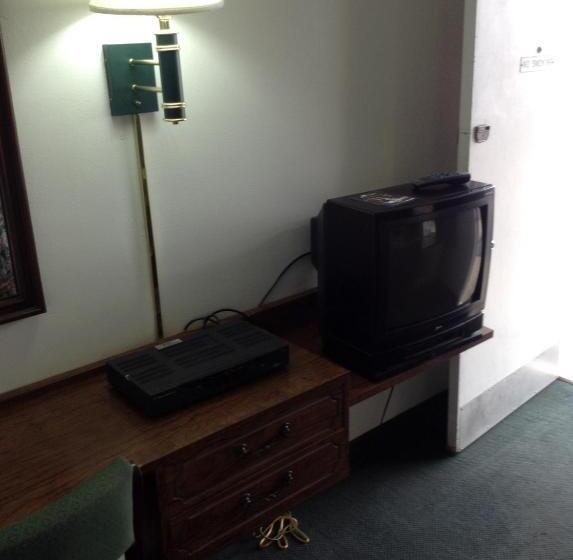 هتل Plaza Inn
