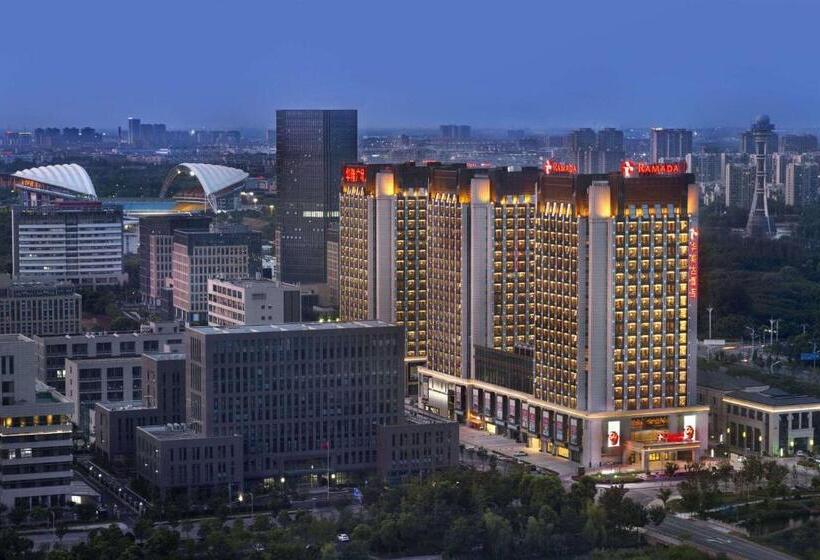 هتل Ramada Jiaxing