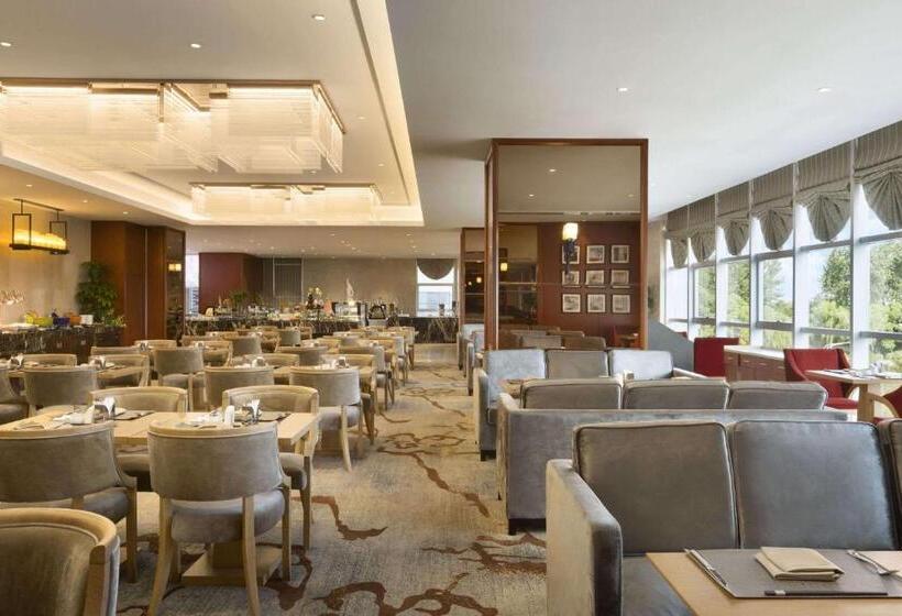 هتل Ramada Jiaxing