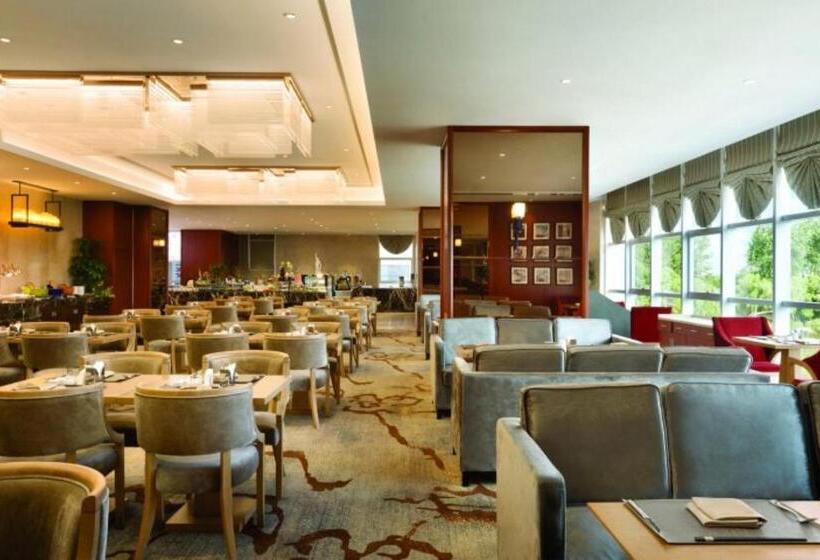 هتل Ramada Jiaxing