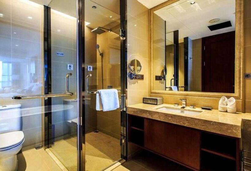 هتل Ramada Jiaxing