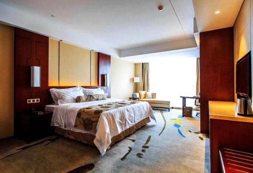هتل Ramada Jiaxing