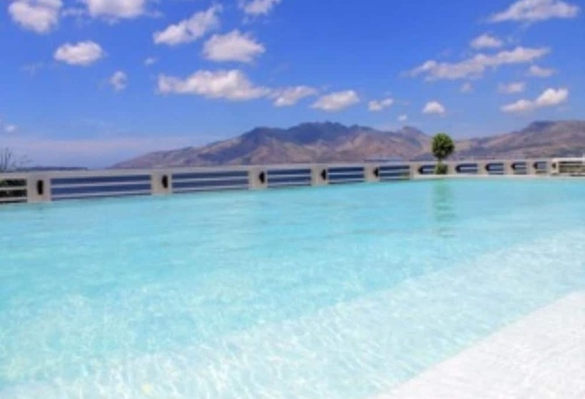 Fotos del hotel Terrace Hotel Subic Bay:  1