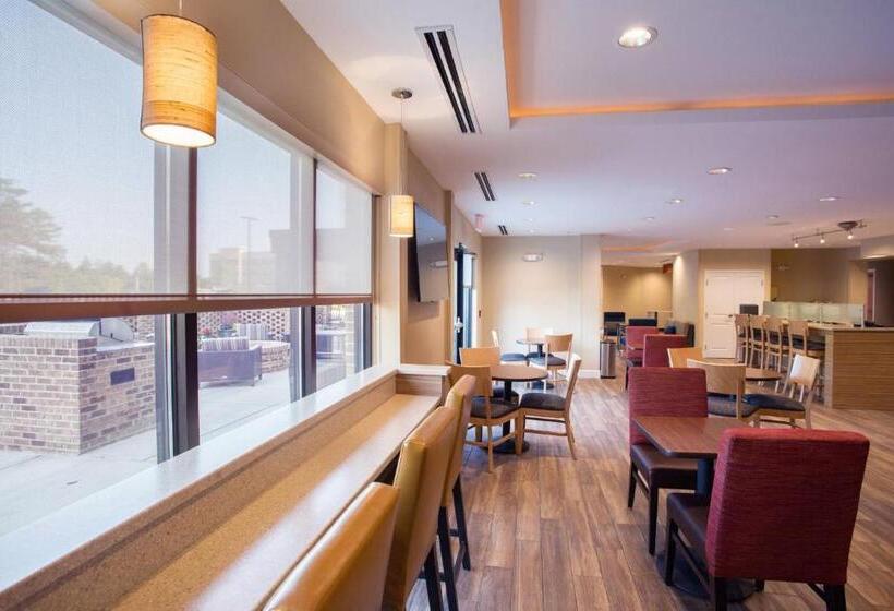 هتل Towneplace Suites By Marriott Southern Pines Aberdeen