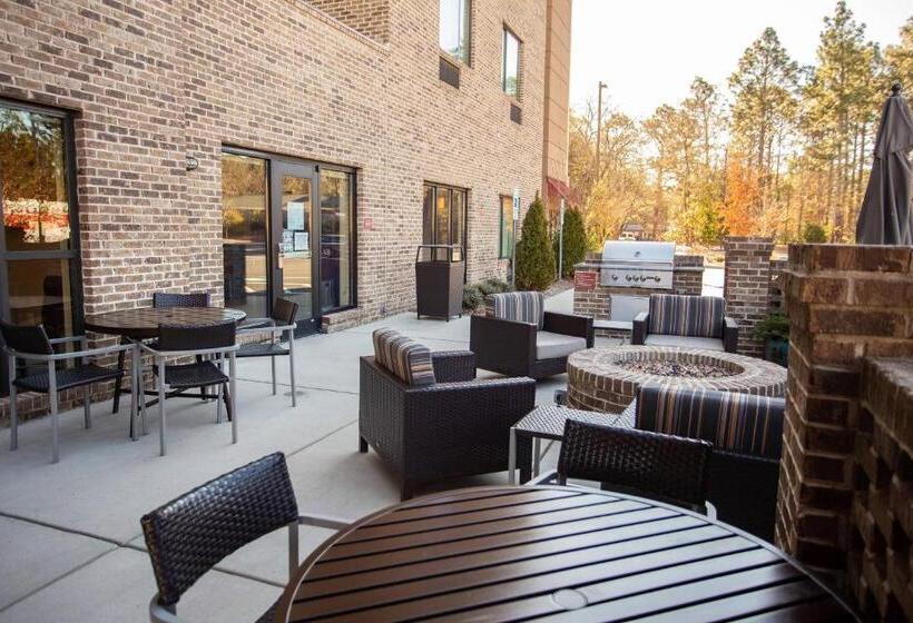 هتل Towneplace Suites By Marriott Southern Pines Aberdeen