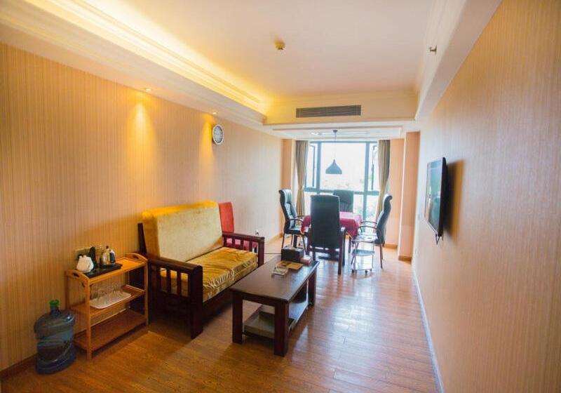 Vienna International Hotel Luogang Wanda Plaza