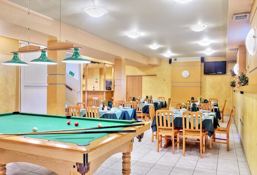 هتل Zajazd Ustronie