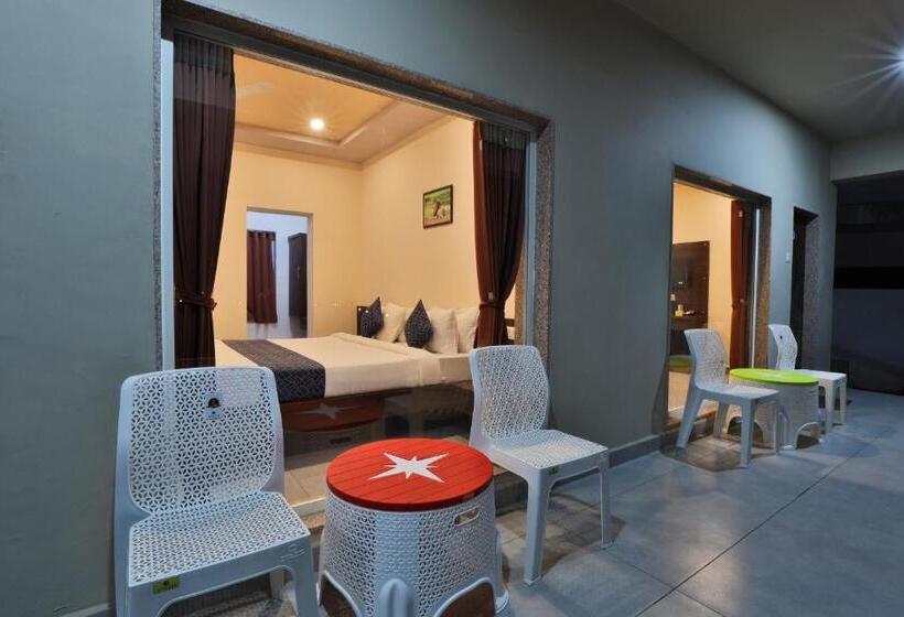 Aaranya Gir Resort