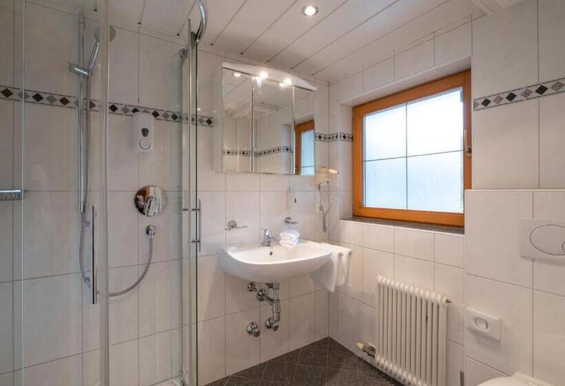 Общежитие Gasthof Mamooserhof