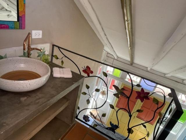 تختخواب و صبحانه La Puerta