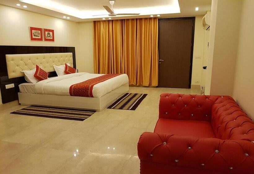 هتل Greenleaf Apartment And Suites, Kalkaji