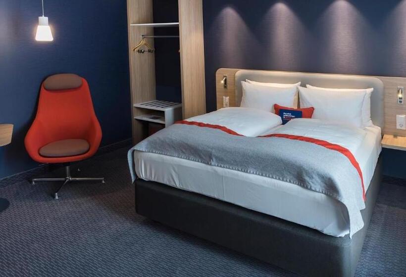 هتل Holiday Inn Express Heilbronn, An Ihg