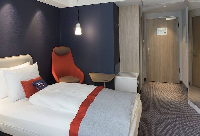 هتل Holiday Inn Express Heilbronn, An Ihg