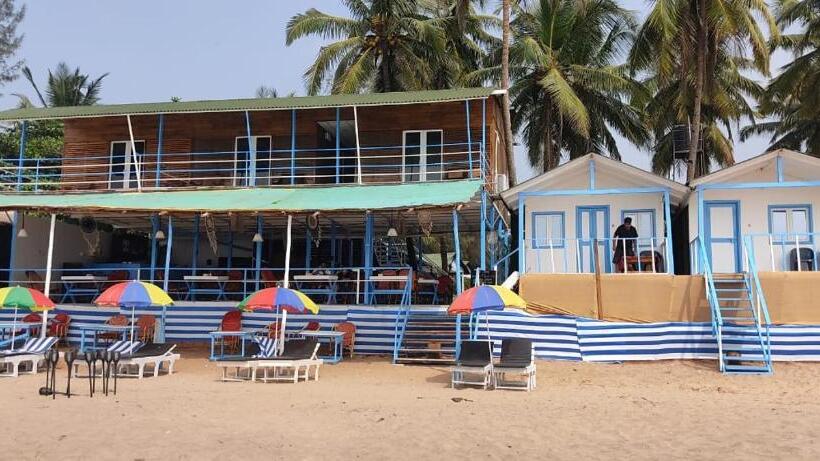 فندق The Tito S Blue Sky Beach Resort
