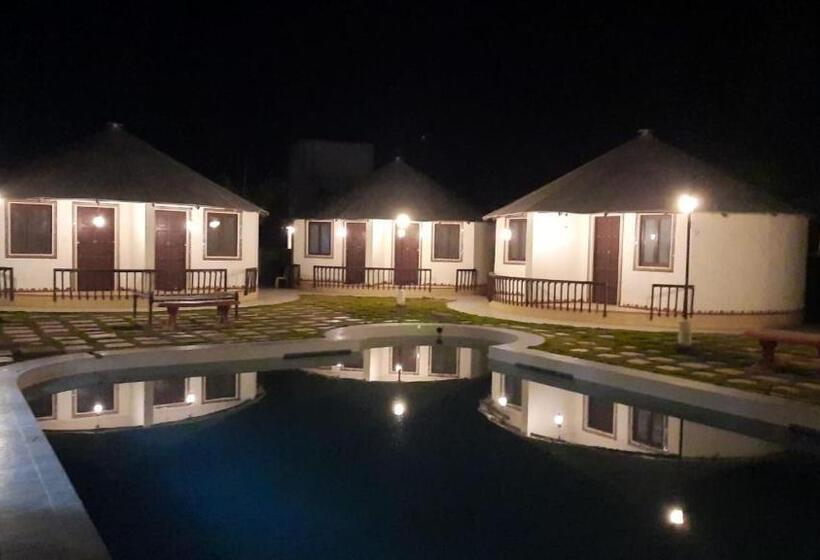 Отель The Village Resort