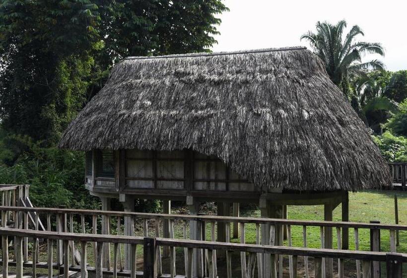 Jade Jungle Resort