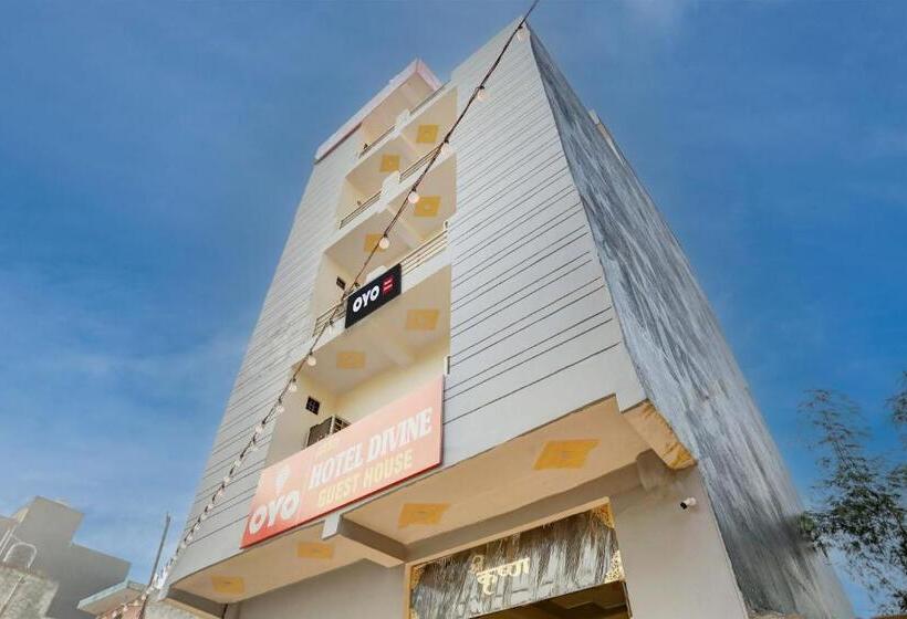 Oyo Hotel Divine