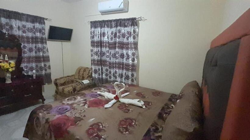 پانسیون Paradise Suite In Old Harbour