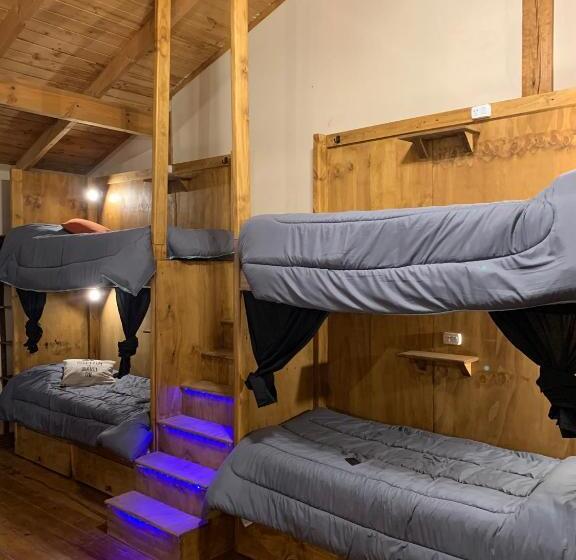 بنسيون Hostel Cosmo