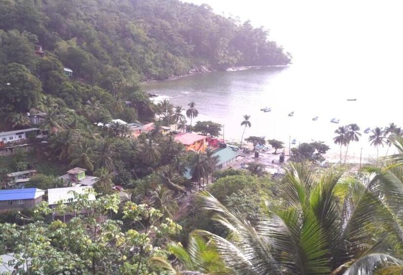 پانسیون Maracas Bay View