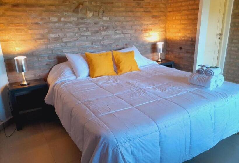 فندق صغير Anicca Posada