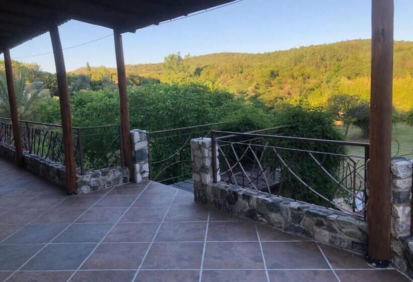 فندق صغير Anicca Posada