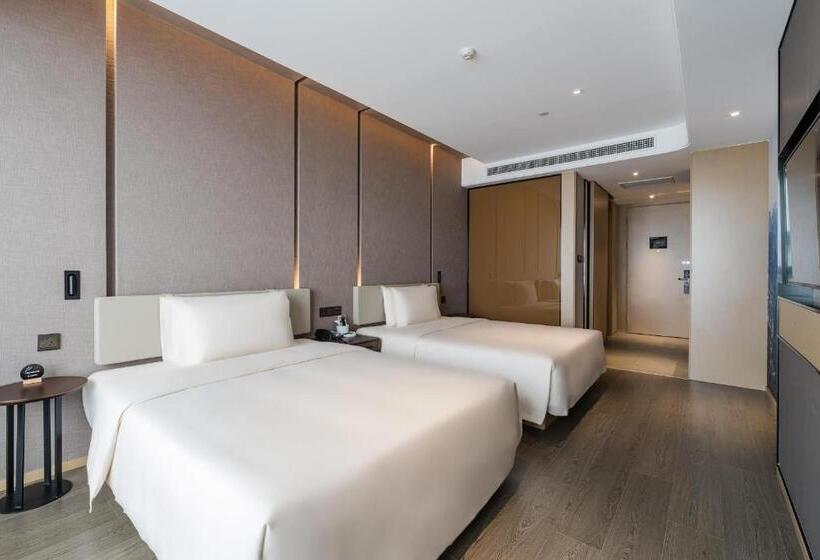 Atour Hotel Handan New Century